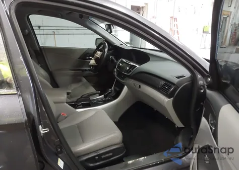 2013 Honda Accord Ex-L z USA, uszkodzony, nr VIN 1HGCR2F82DA202836